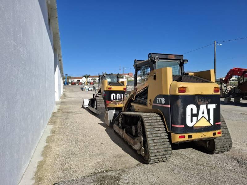 Escavadora Caterpillar 277B