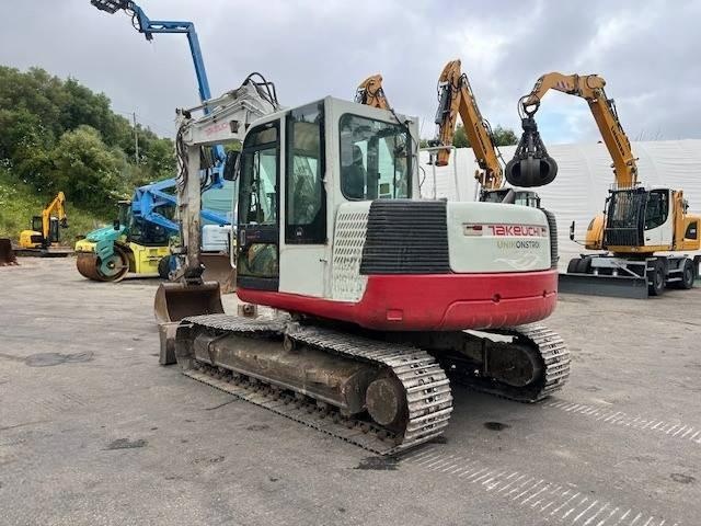Escavadora Takeuchi TB 1140