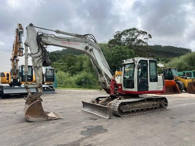 Escavadora Takeuchi TB 1140