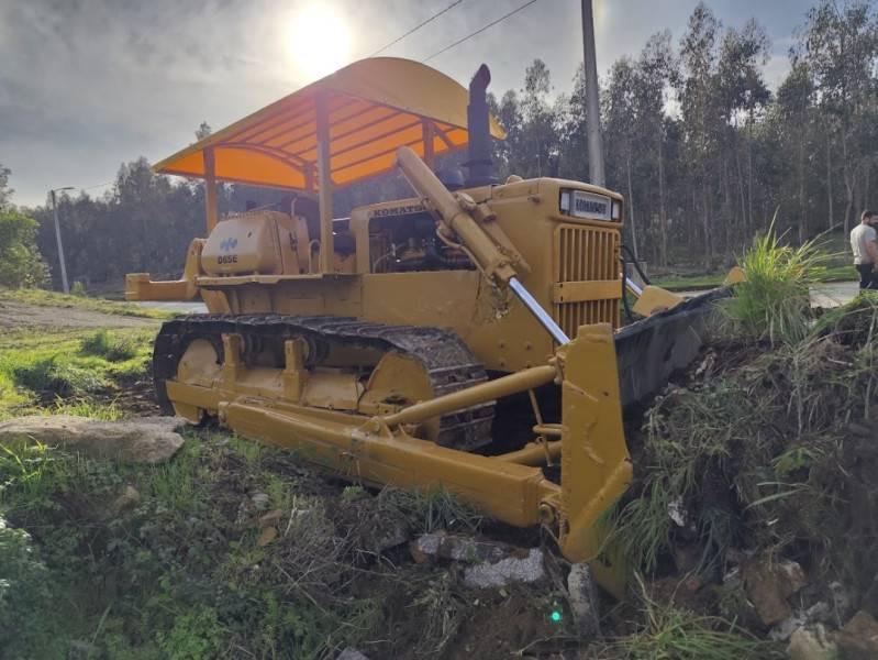 Bulldozer Komatsu D65E