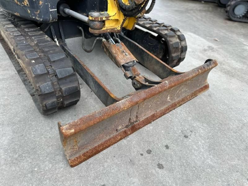 Mini-escavadora Yanmar VIO 20 Gasóleo usada